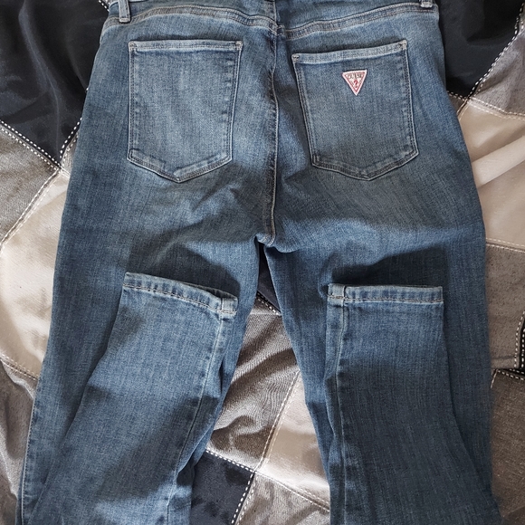 Guess Sexy Curve Size 28 - Picture 2 of 3